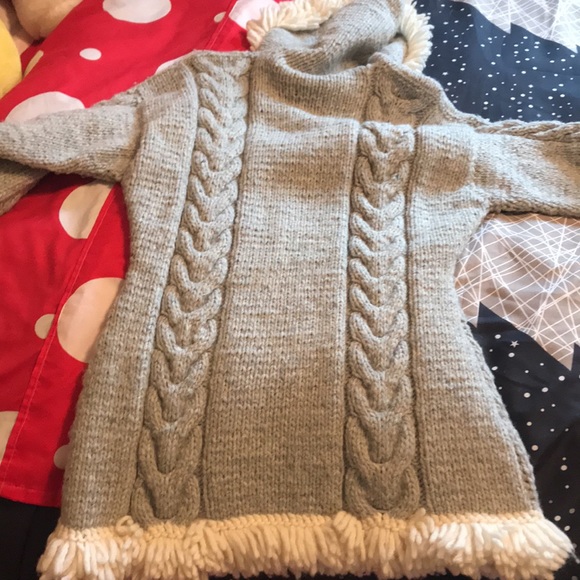 Never worn handmade coat grey and cream size is close to a medium - Picture 2 of 3